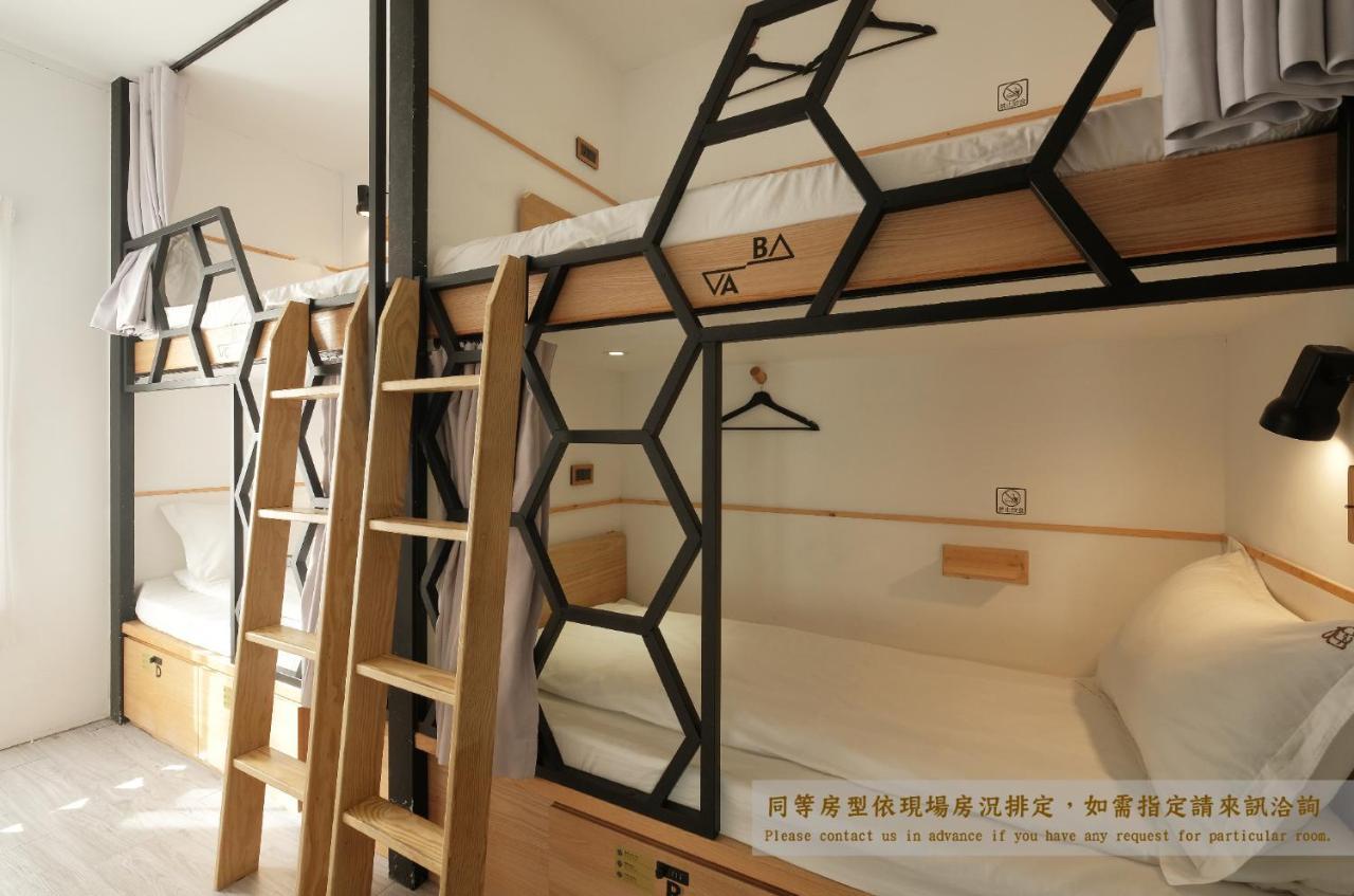 Journey Hostel Tainan Exterior photo