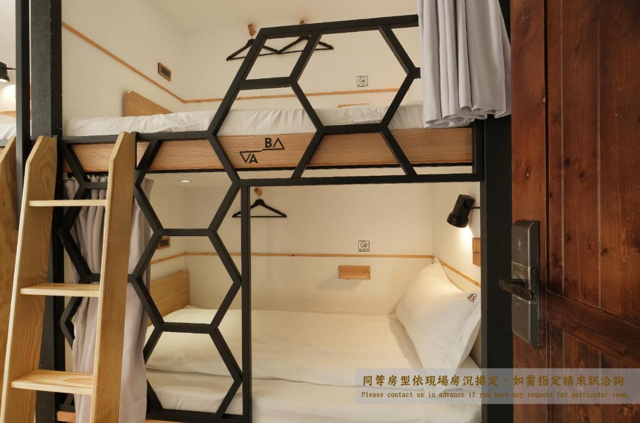 Journey Hostel Tainan Exterior photo