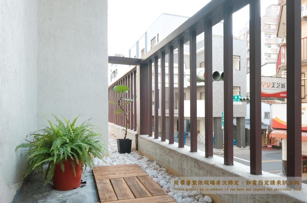 Journey Hostel Tainan Exterior photo